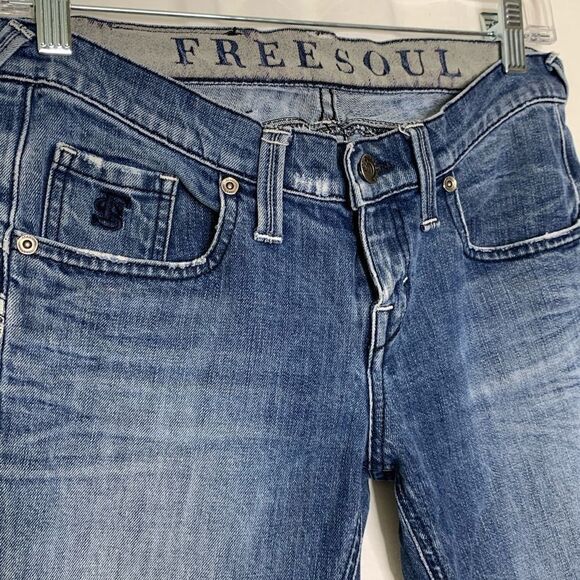 FreeSoul Medium Dark Wash Straight Leg Jeans 28 - Picture 2 of 5